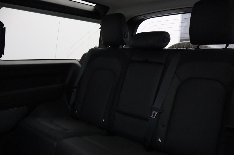 2024 (73) LAND ROVER DEFENDER 3.0 D300 X-Dynamic HSE 90 3dr Auto 5147359