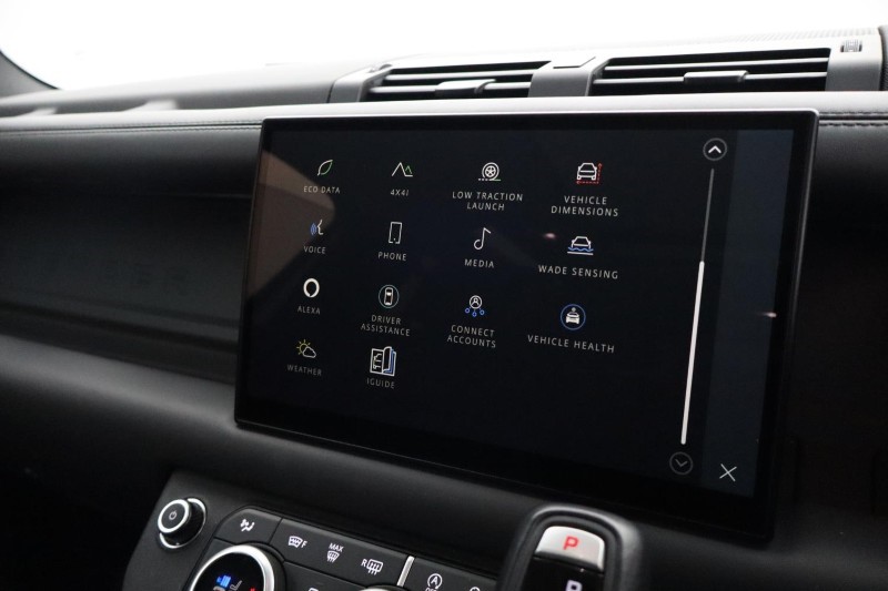 2024 (73) LAND ROVER DEFENDER 3.0 D300 X-Dynamic HSE 90 3dr Auto 5147392