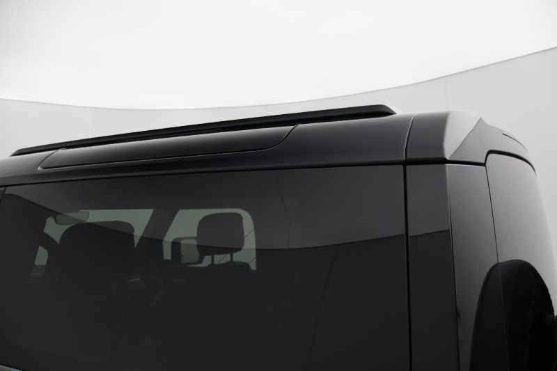 2024 (73) LAND ROVER DEFENDER 3.0 D300 X-Dynamic HSE 90 3dr Auto 5147356