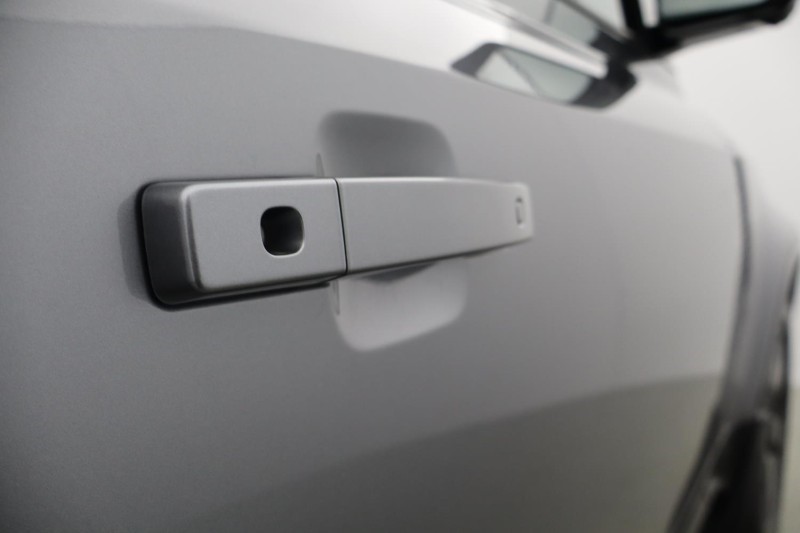 2024 (73) LAND ROVER DEFENDER 3.0 D300 X-Dynamic HSE 90 3dr Auto 5147361