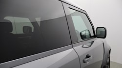 2024 (73) LAND ROVER DEFENDER 3.0 D300 X-Dynamic HSE 90 3dr Auto 5147360