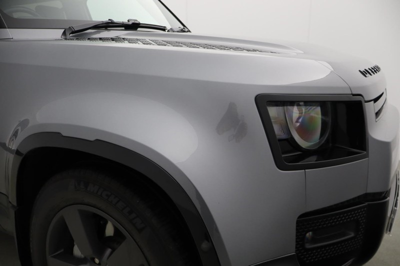 2024 (73) LAND ROVER DEFENDER 3.0 D300 X-Dynamic HSE 90 3dr Auto 5147369