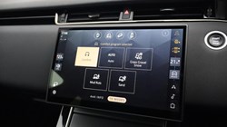 2025 (25) LAND ROVER RANGE ROVER EVOQUE 1.5 P270e Dynamic SE 5dr Auto 5107544