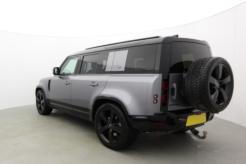 2022 (71) LAND ROVER DEFENDER 3.0 D300 X-Dynamic HSE 110 5dr Auto [6 Seat] 5401341