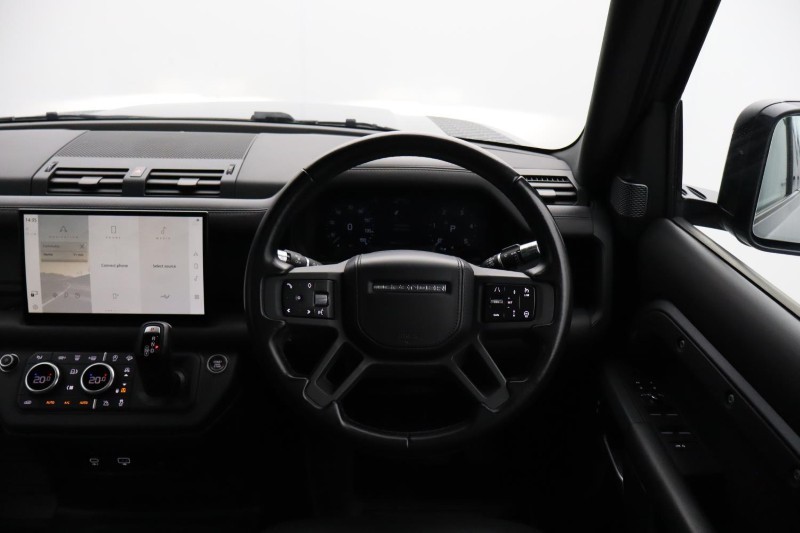 2022 (71) LAND ROVER DEFENDER 3.0 D300 X-Dynamic HSE 110 5dr Auto [6 Seat] 5401380