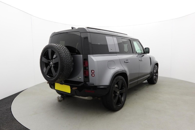 2022 (71) LAND ROVER DEFENDER 3.0 D300 X-Dynamic HSE 110 5dr Auto [6 Seat] 5401340