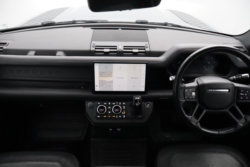 2022 (71) LAND ROVER DEFENDER 3.0 D300 X-Dynamic HSE 110 5dr Auto [6 Seat] 5401375
