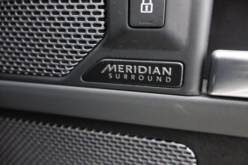 2022 (71) LAND ROVER DEFENDER 3.0 D300 X-Dynamic HSE 110 5dr Auto [6 Seat] 5401409