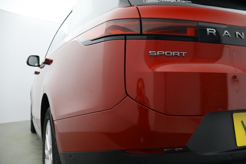 2023 (23) LAND ROVER RANGE ROVER SPORT 3.0 D300 SE 5dr Auto