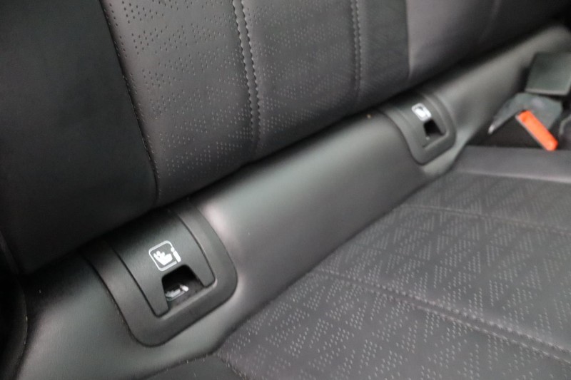 2022 (72) LAND ROVER RANGE ROVER EVOQUE 2.0 D200 R-Dynamic HSE 5dr Auto 5189884