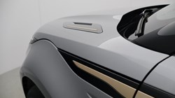 2022 (72) LAND ROVER RANGE ROVER EVOQUE 2.0 D200 R-Dynamic HSE 5dr Auto 5189875