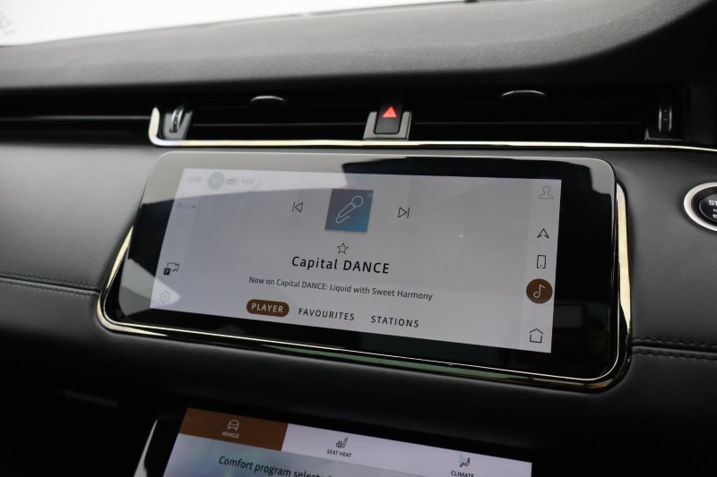 2022 (72) LAND ROVER RANGE ROVER EVOQUE 2.0 D200 R-Dynamic HSE 5dr Auto 5189894