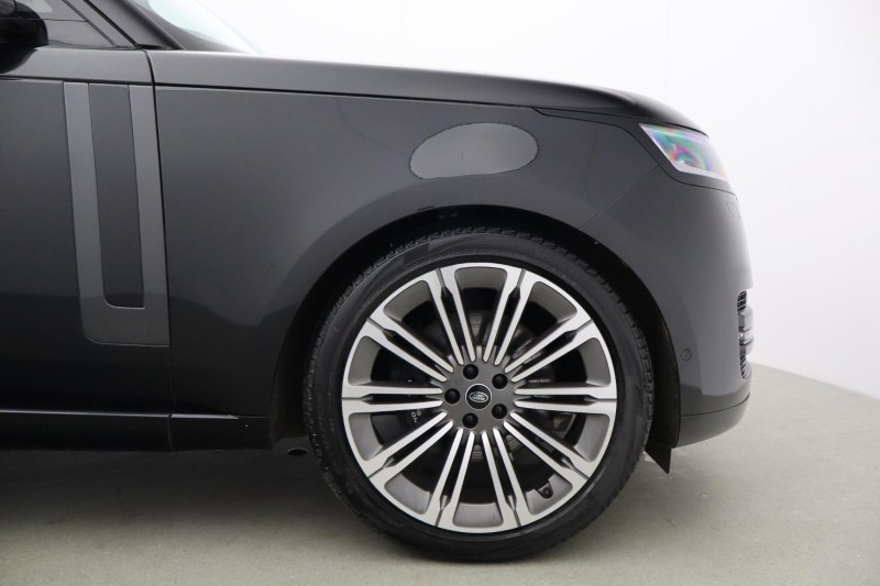 2024 (24) LAND ROVER RANGE ROVER 3.0 D300 Autobiography 4dr Auto 5160236