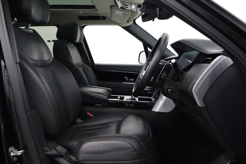 2024 (24) LAND ROVER RANGE ROVER 3.0 D300 Autobiography 4dr Auto 5160233