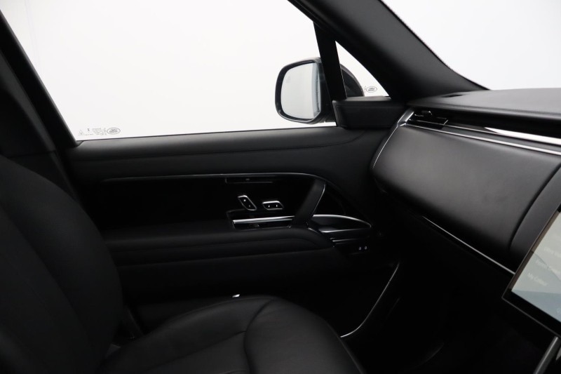 2024 (24) LAND ROVER RANGE ROVER 3.0 D300 Autobiography 4dr Auto 5160285