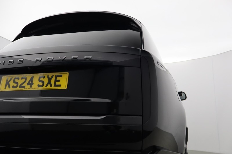 2024 (24) LAND ROVER RANGE ROVER 3.0 D300 Autobiography 4dr Auto 5160206