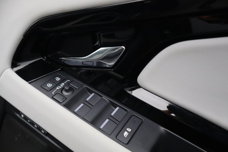 2023 (73) LAND ROVER RANGE ROVER EVOQUE 2.0 D200 Dynamic SE 5dr Auto 5165419