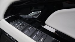 2023 (73) LAND ROVER RANGE ROVER EVOQUE 2.0 D200 Dynamic SE 5dr Auto 5165419