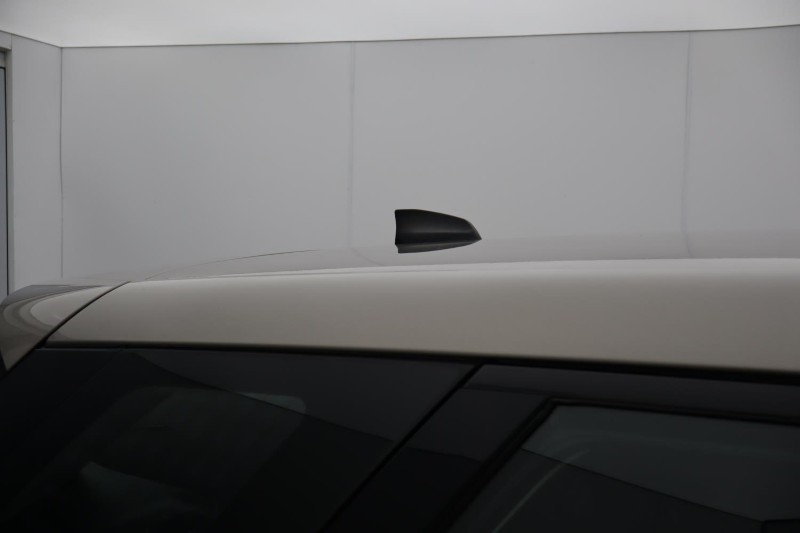 2022 (22) LAND ROVER RANGE ROVER EVOQUE 2.0 P250 R-Dynamic S 5dr Auto 5153860