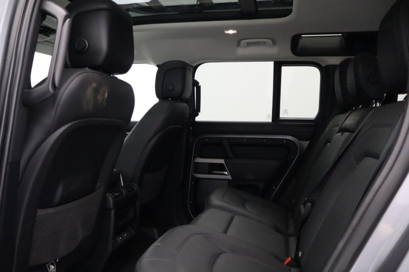 2022 (72) LAND ROVER DEFENDER 3.0 D300 HSE 110 5dr Auto 5119310