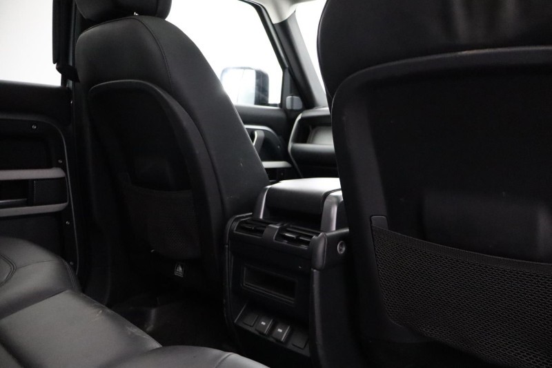 2022 (72) LAND ROVER DEFENDER 3.0 D300 HSE 110 5dr Auto 5119315