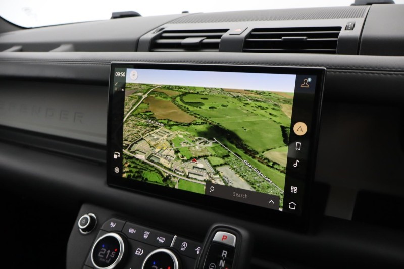 2022 (72) LAND ROVER DEFENDER 3.0 D300 HSE 110 5dr Auto 5119329