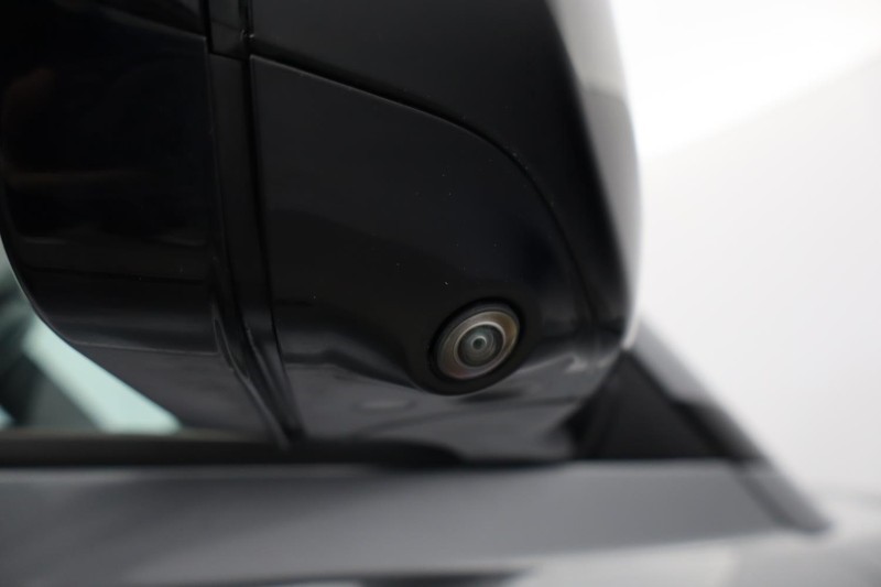 2022 (72) LAND ROVER DEFENDER 3.0 D300 HSE 110 5dr Auto 5119300