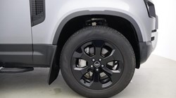 2022 (72) LAND ROVER DEFENDER 3.0 D300 HSE 110 5dr Auto 5119302