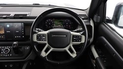 2022 (72) LAND ROVER DEFENDER 3.0 D300 HSE 110 5dr Auto 5119324