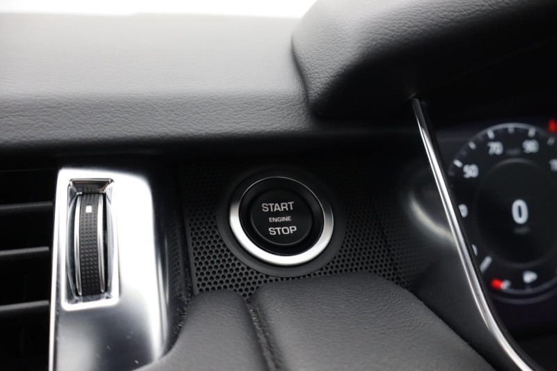 2022 (71) LAND ROVER RANGE ROVER SPORT 3.0 D250 HSE Silver 5dr Auto 5153783