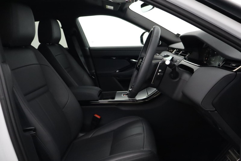 2025 (25) LAND ROVER RANGE ROVER EVOQUE 2.0 D200 Dynamic SE 5dr Auto 5160564