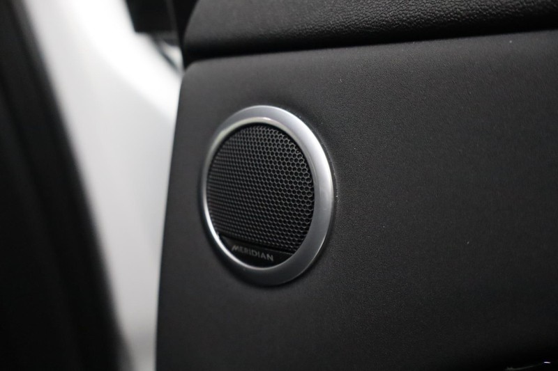 2025 (25) LAND ROVER RANGE ROVER EVOQUE 2.0 D200 Dynamic SE 5dr Auto 5160538