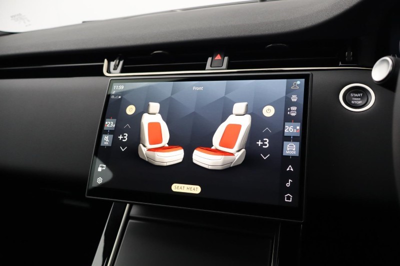 2025 (25) LAND ROVER RANGE ROVER EVOQUE 2.0 D200 Dynamic SE 5dr Auto 5160573