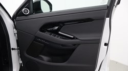 2025 (25) LAND ROVER RANGE ROVER EVOQUE 2.0 D200 Dynamic SE 5dr Auto 5160561