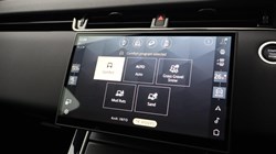 2025 (25) LAND ROVER RANGE ROVER EVOQUE 2.0 D200 Dynamic SE 5dr Auto 5160576