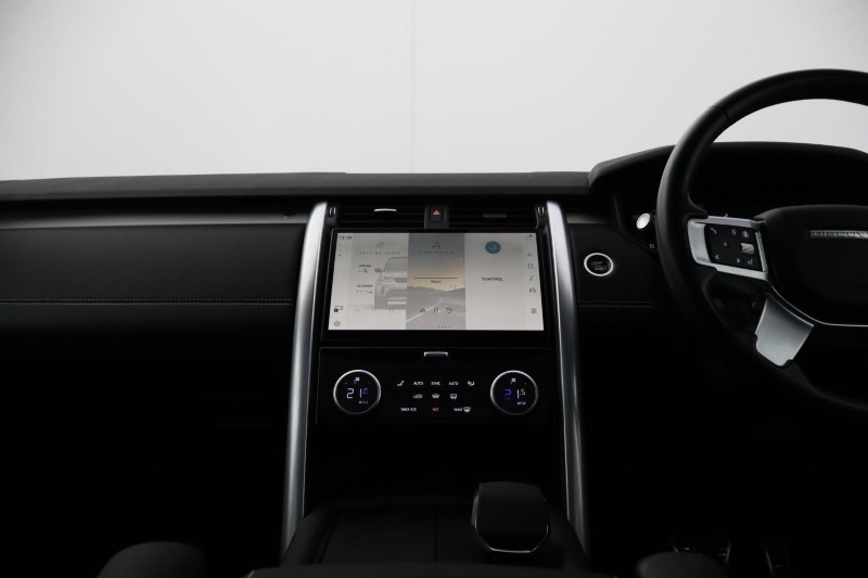 2023 (73) LAND ROVER DISCOVERY 3.0 D300 Dynamic SE 5dr Auto 5140527