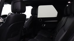 2023 (73) LAND ROVER DISCOVERY 3.0 D300 Dynamic SE 5dr Auto 5140497