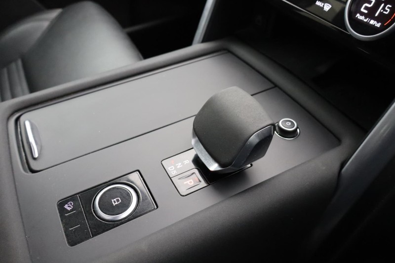 2023 (73) LAND ROVER DISCOVERY 3.0 D300 Dynamic SE 5dr Auto 5140547