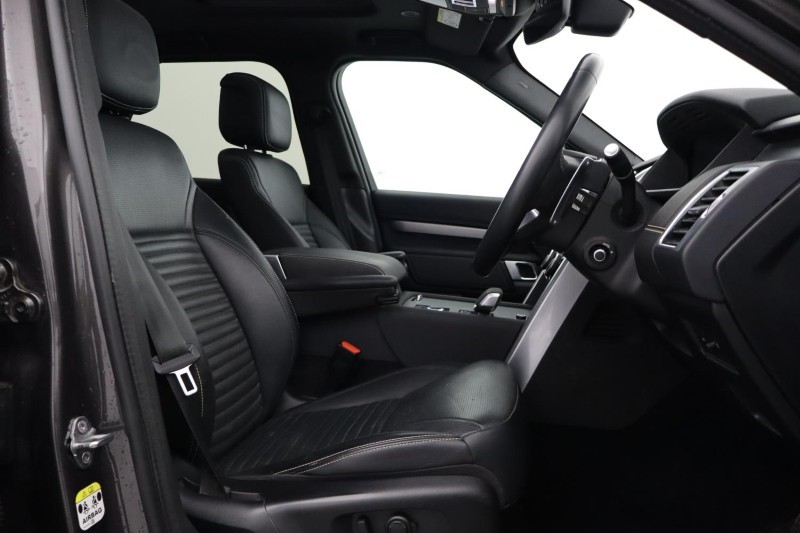 2023 (73) LAND ROVER DISCOVERY 3.0 D300 Dynamic SE 5dr Auto 5140534