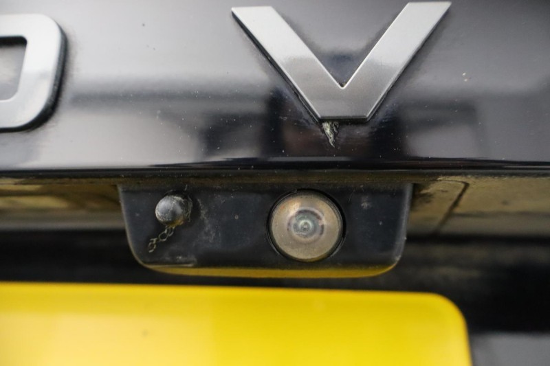 2023 (73) LAND ROVER DISCOVERY 3.0 D300 Dynamic SE 5dr Auto 5140502