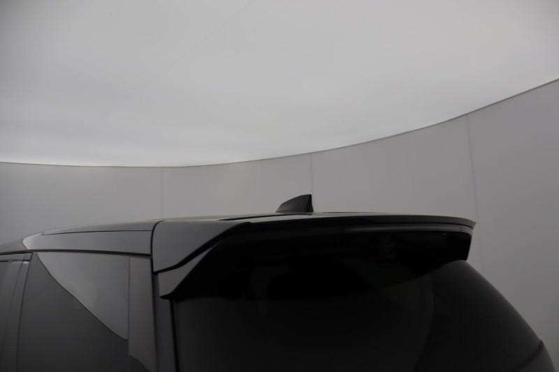 2023 (73) LAND ROVER DISCOVERY 3.0 D300 Dynamic SE 5dr Auto 5140495