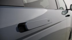 2025 (74) LAND ROVER RANGE ROVER EVOQUE 2.0 D200 Autobiography 5dr Auto 5166267