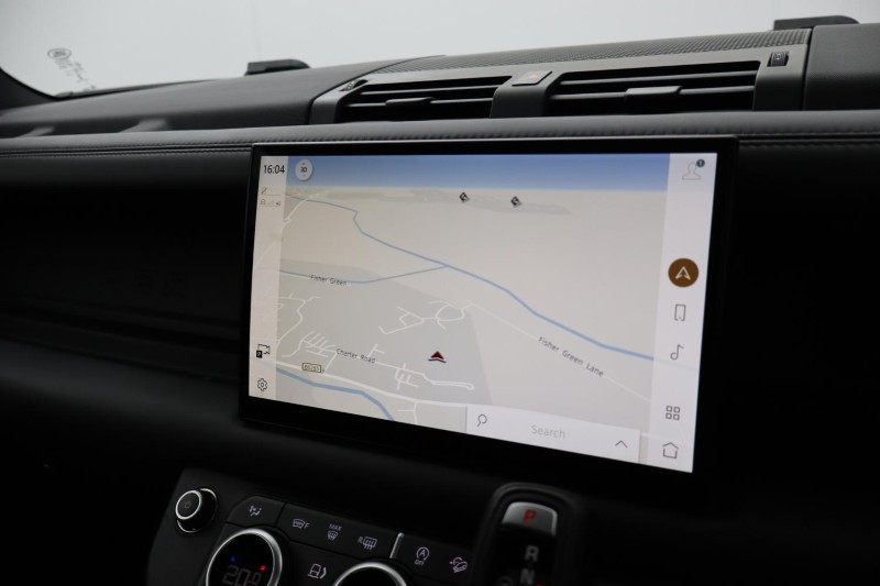 2022 (22) LAND ROVER DEFENDER 5.0 P525 V8 110 5dr Auto 5155716