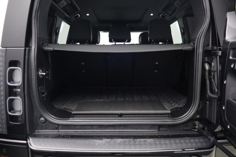 2022 (22) LAND ROVER DEFENDER 5.0 P525 V8 110 5dr Auto 5155668