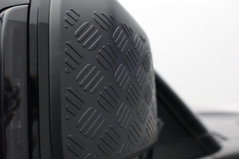 2022 (22) LAND ROVER DEFENDER 5.0 P525 V8 110 5dr Auto 5155682