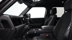 2022 (22) LAND ROVER DEFENDER 5.0 P525 V8 110 5dr Auto 5155699