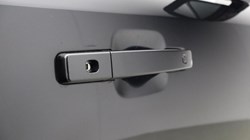 2022 (22) LAND ROVER DEFENDER 5.0 P525 V8 110 5dr Auto 5155680