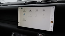 2022 (22) LAND ROVER DEFENDER 5.0 P525 V8 110 5dr Auto 5155718