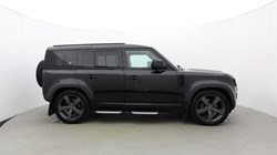 2022 (22) LAND ROVER DEFENDER 5.0 P525 V8 110 5dr Auto 5155652