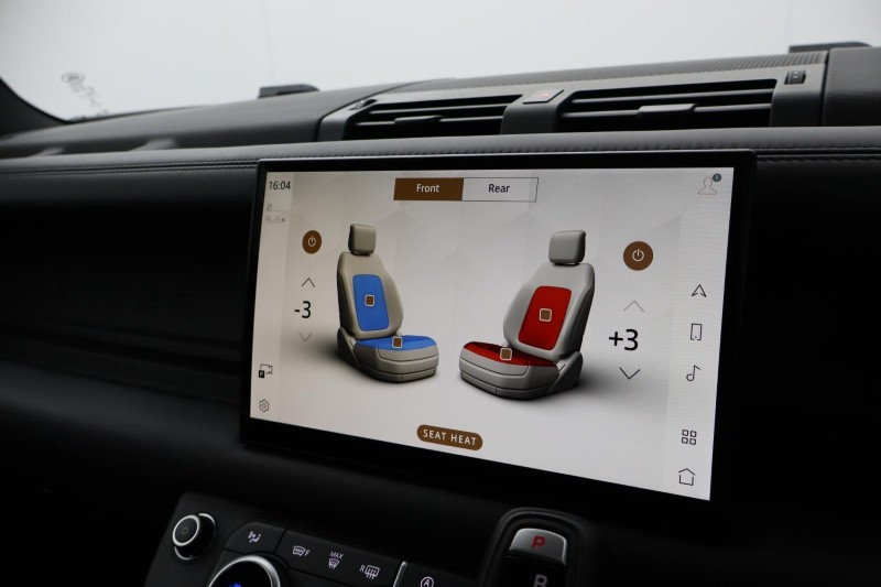 2022 (22) LAND ROVER DEFENDER 5.0 P525 V8 110 5dr Auto 5155719